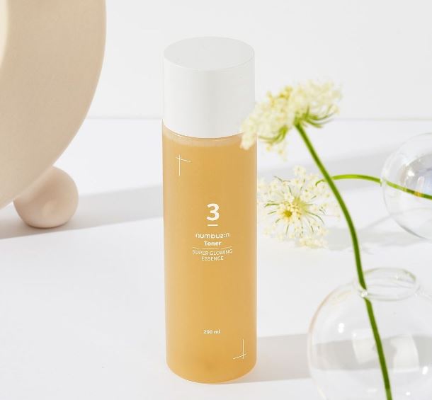 Numbuzin No. 3 Super Glowing Essence Toner 200ml
