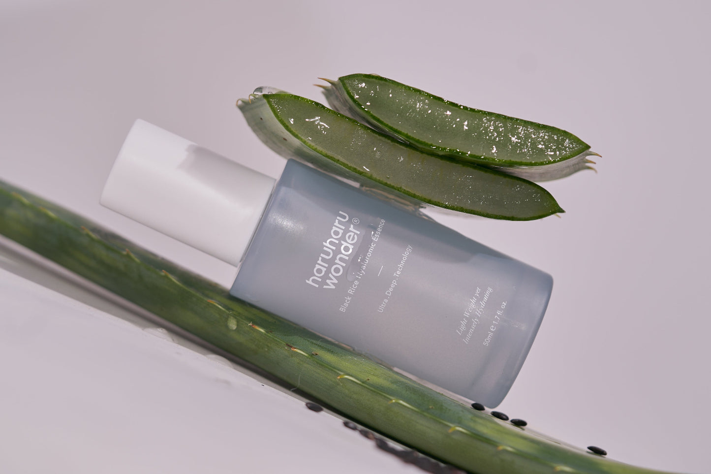 haruharu wonder  Black Rice Hyaluronic Essence 50ml